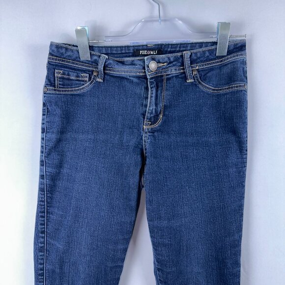 Roz & Ali Skinny Jeans Womens SZ 8 Mid Rise Medium Wash Embroidered Pockets Blue - Picture 3 of 12